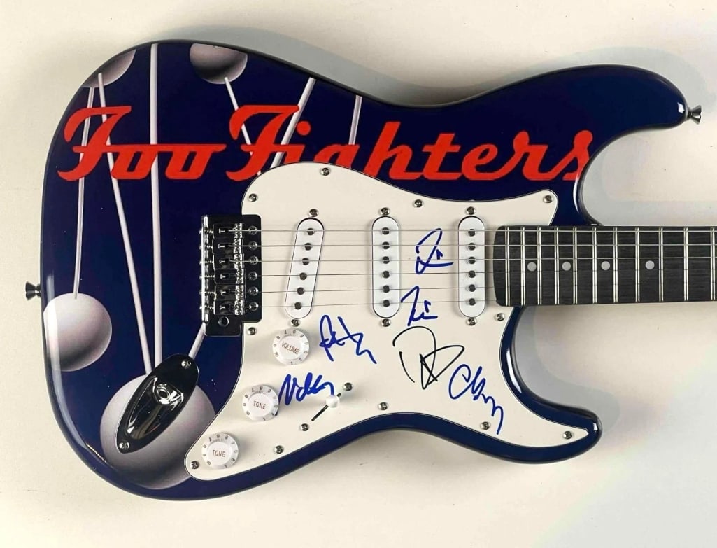Foo Fighters Signed Custom “The Colour and the Shape” Fender-Style Guitar (5 Sigs) (JSA  (1 of 4)
