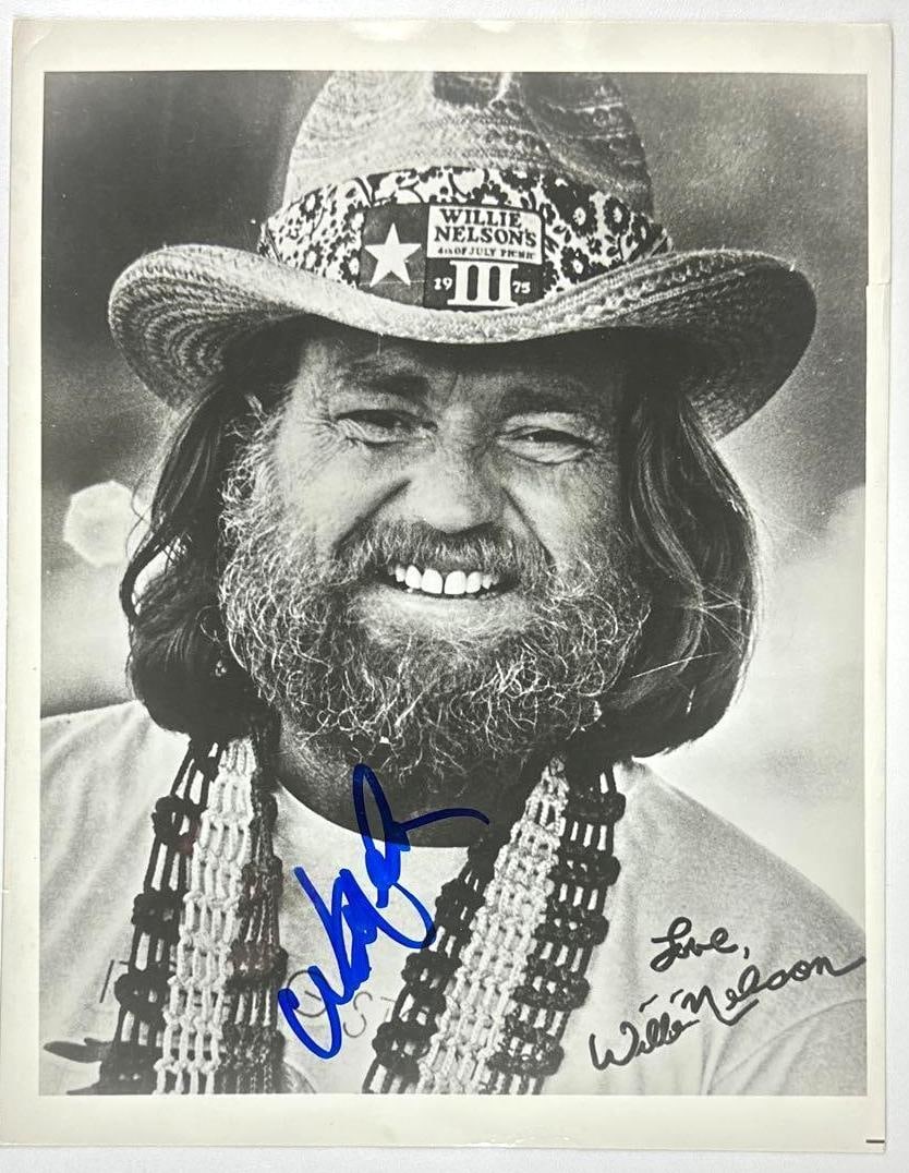 Willie Nelson Signed 10" x 8" Photo (JSA Authentication): Black-and-white 10" x 8" photo signed in blue felt tip marker by musician Willie Nelson. In fine condition. Authenticated by JSA. Provenance This piece was recently authenticated by JSA and may have s