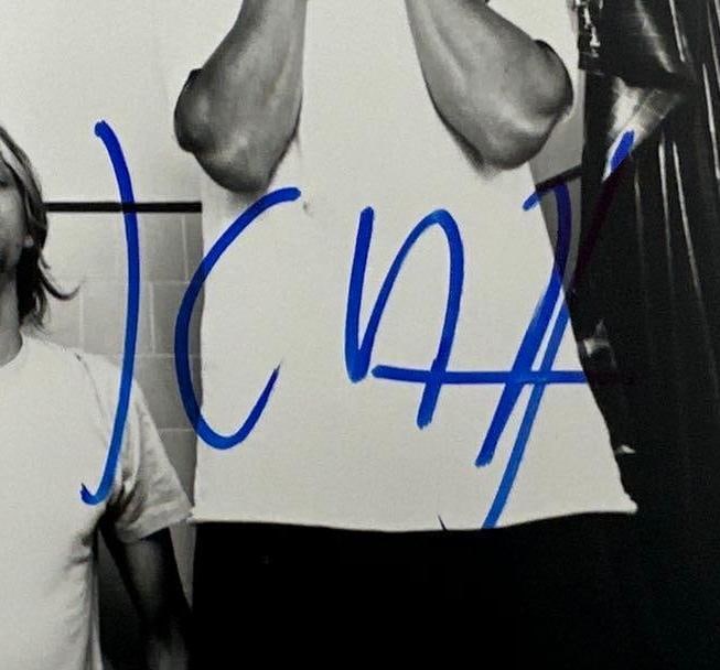 Nirvana Fully Group Signed 10" x 8" 1991 Promo Photo (3 Sigs) (Beckett) - 2