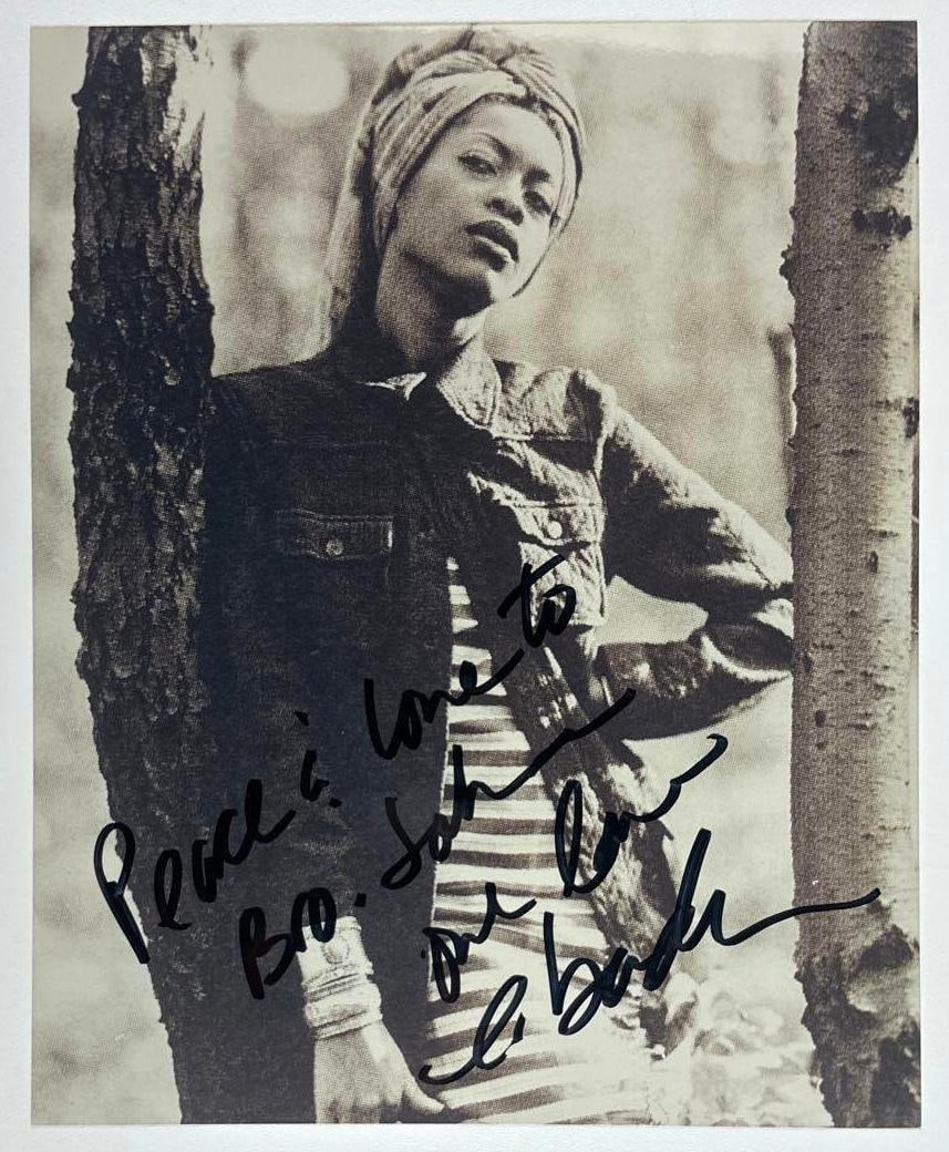 Erykah Badu Signed 8" x 10" Photo (Third Party Guaranteed) (1 of 1)