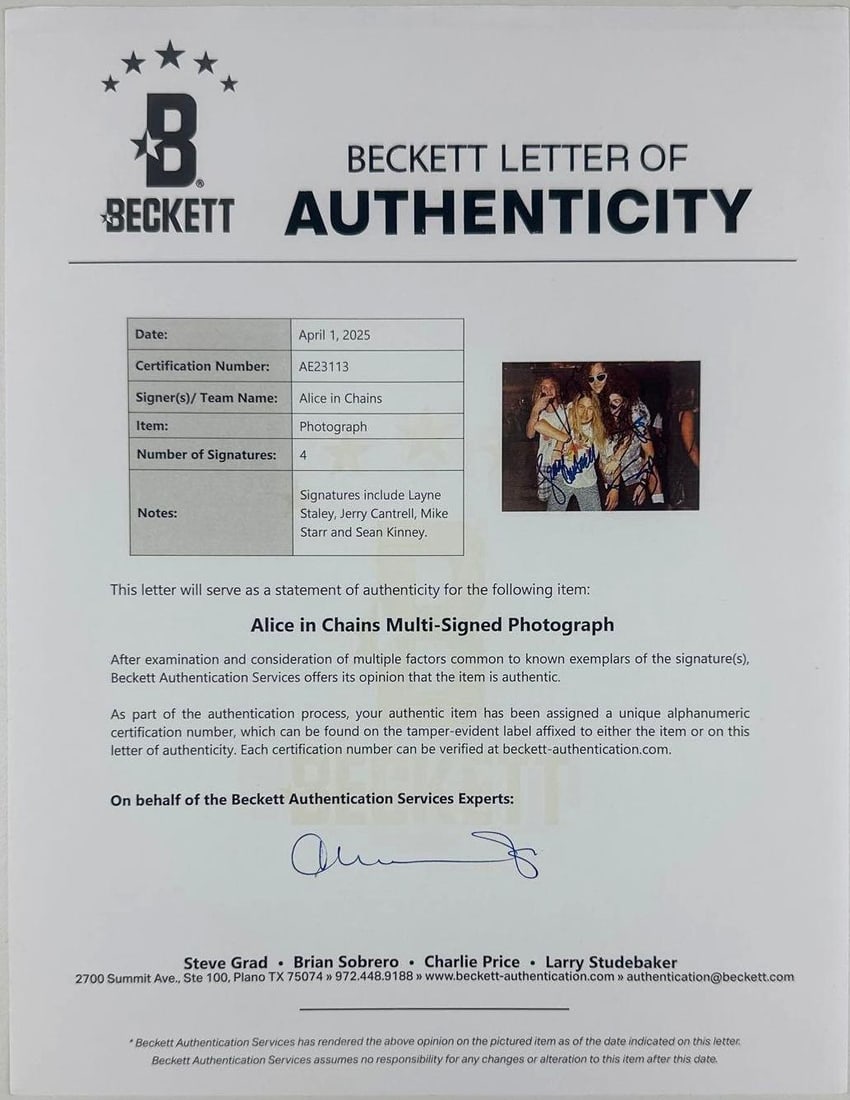 Alice in Chains Fully Group Signed Candid 8" x 10" Photo (4 Sigs) (Beckett Authentication) - 6