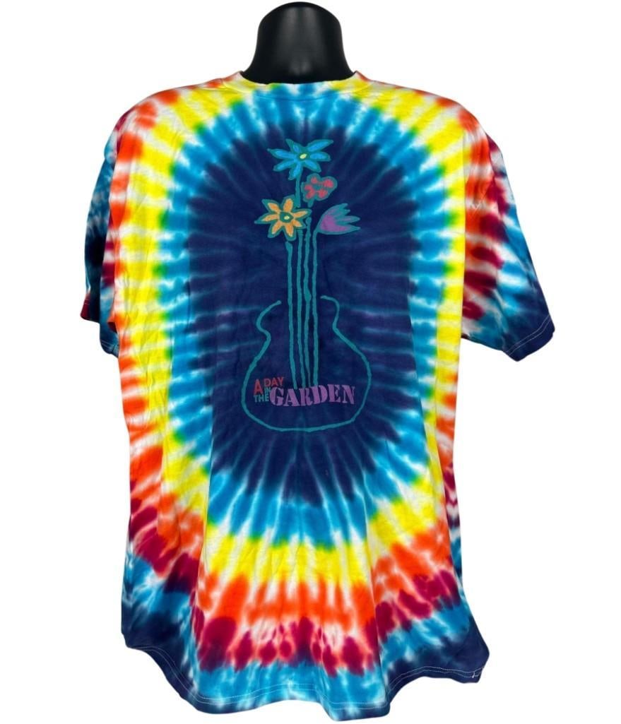 Woodstock 1998 "A Day in the Garden" Multi-Day Concert T-Shirt (Chip Rachlin Collection): Original tie-dye mens size XL 32.5" x 23.25" Woodstocxk 1998 "A Day in the Garden" concert t-shirt. The front features a tie-dye color design with the middle section in dark blue with an illustration