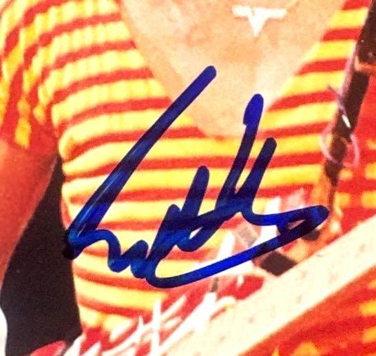 Van Halen: Eddie Van Halen Signed 8" x 10" Photo (Beckett Authentication) - 2