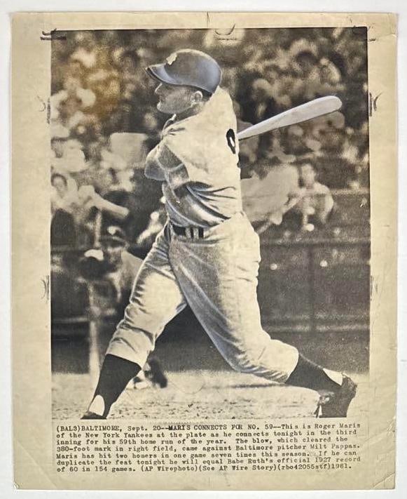 Roger Maris New York Yankees 1961 AP Wire 10" x 8" News Service Photograph: Vintage black-and-white 10" x 8" News Service photograph of New York Yankees baseball player Roger Maris. This photo was taken on September 20th, 1961, showing Maris at the plate as he attempts to