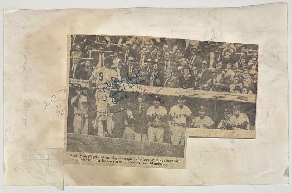 Roger Maris New York Yankees Baseball 8.5" x 14" News Service Photograph - 2