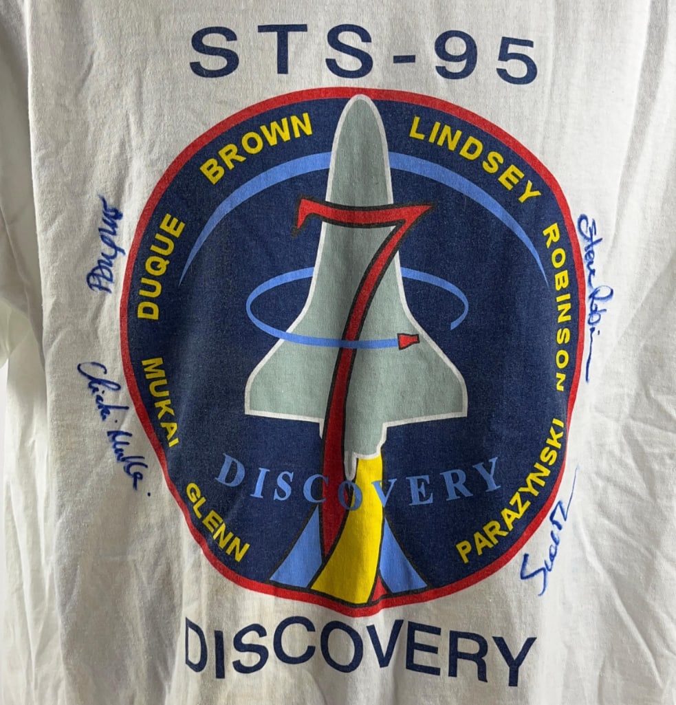 STS - 95 Discovery Space Shuttle Mission Multi-Signed T-Shirt (4 Sigs) (Third Party Guaranteed) - 2