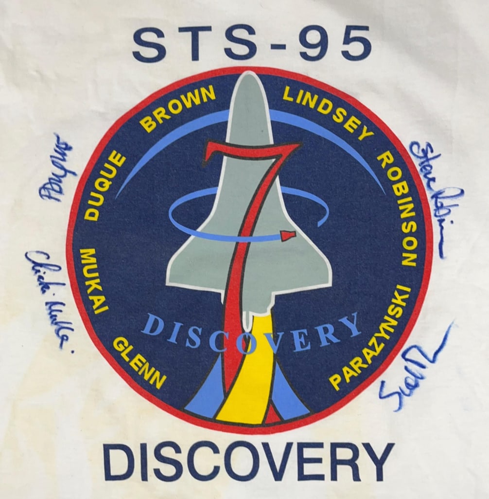 STS - 95 Discovery Space Shuttle Mission Multi-Signed T-Shirt (4 Sigs) (Third Party Guaranteed) - 4