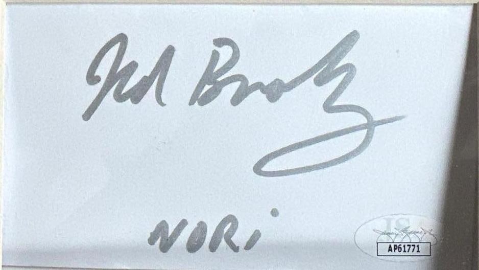 [Lord of the Rings] The Hobbit Cast Signatures in Massive Middle-Earth Display (12 Sigs) (JSA) - 5