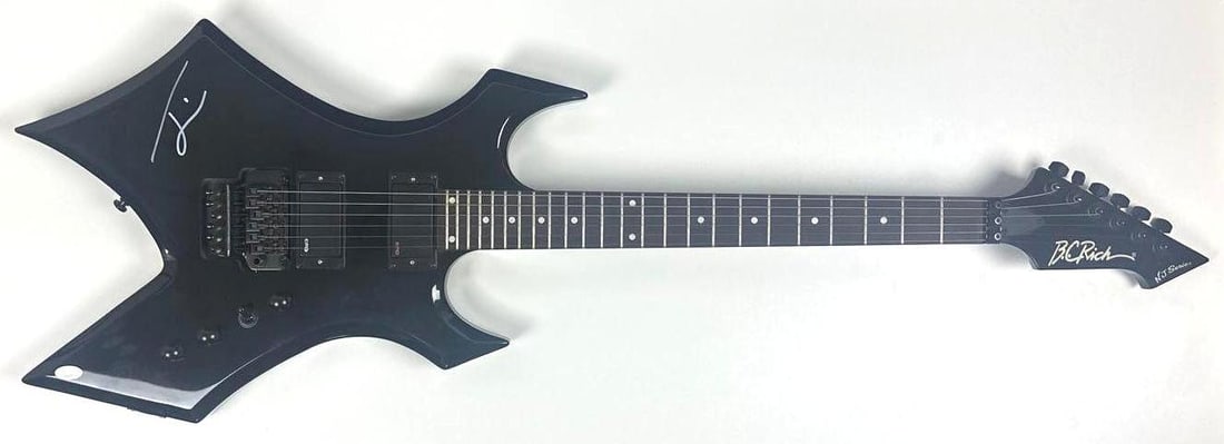 Stranger Things: Joseph Quinn 'Eddie Munson" Signed B.C. Rich Warlock Bronze Series Guitar (JSA) - 2