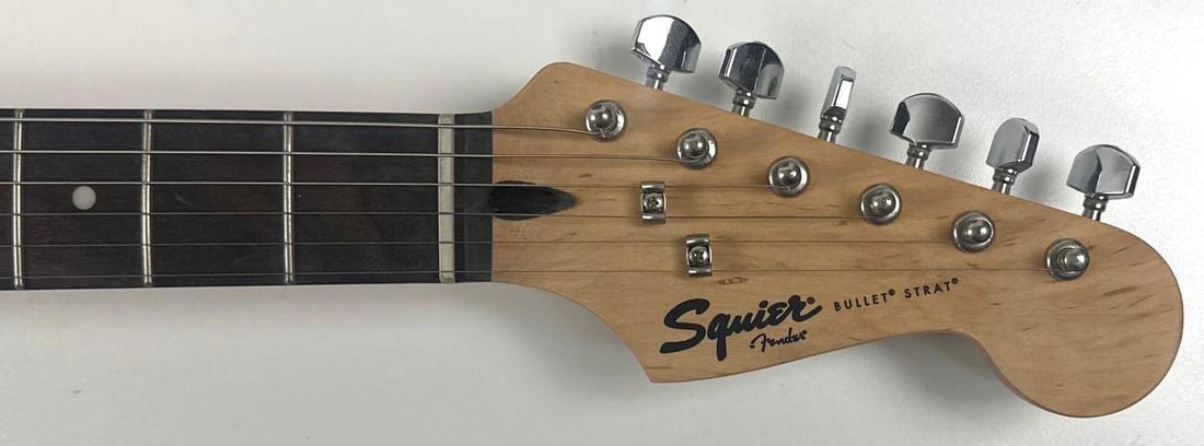 Heart Group Signed Fender Squier Bullet Stratocaster-Style Electric Guitar (5 Sigs) (JSA) - 3
