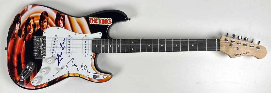 The Kinks Group Signed Custom Graphics Strat-Style Guitar (Beckett Authentication) - 2
