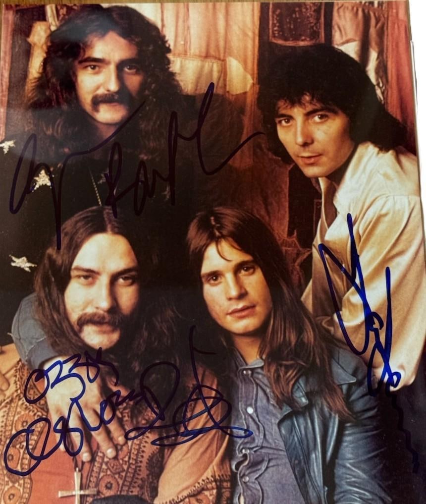 Black Sabbath Group Signed 8" x 10" Photo (4 Sigs) (PSA/DNA & Beckett Authentication) - 2