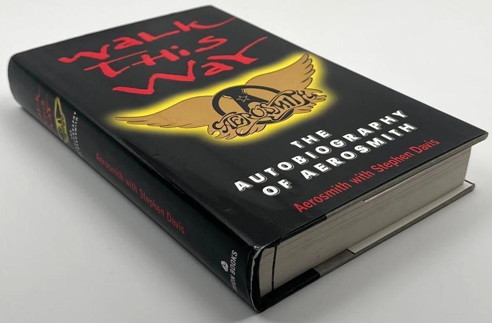 Aerosmith Fully Group Signed "Walk This Way" Autobiography Book (5 Sigs) (Beckett) - 6
