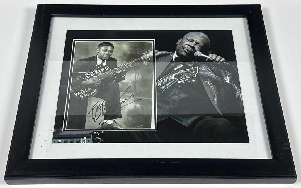 B.B. King Signed 10" x 8" Photo Framed Display (ACOA Authentication) - 2