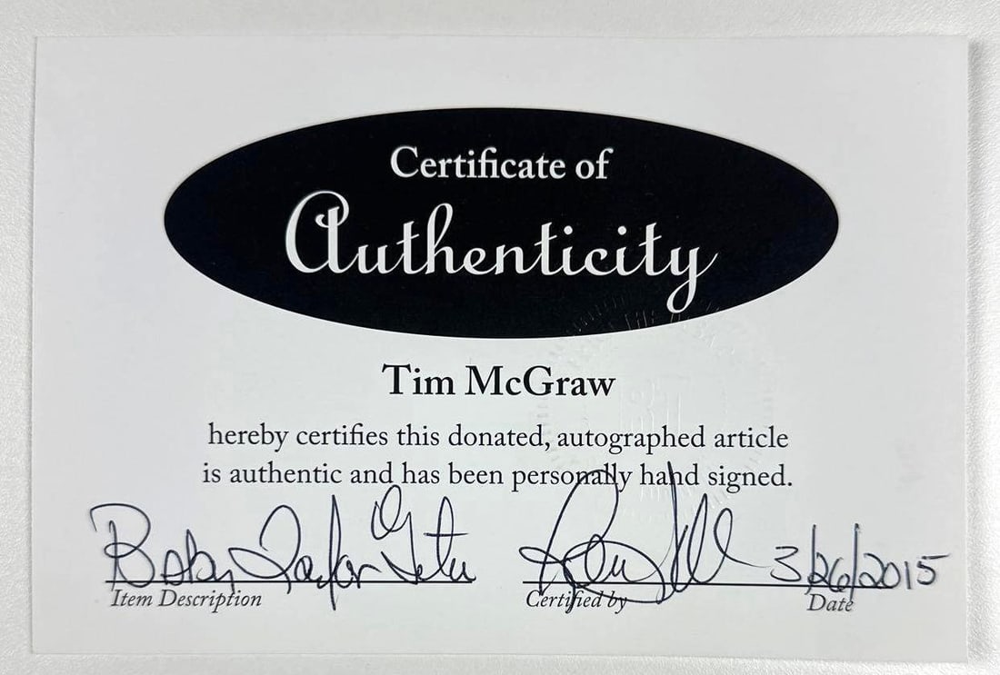 Tim McGraw & Faith Hill Signed "Soul 2 Soul" Acoustic Guitar (2 Sigs) (Tim McGraw Charity COA) - 4