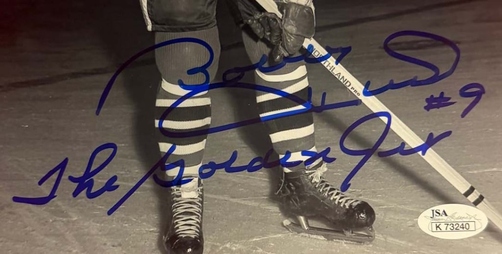 Bobby Hull Signed 10" x 8" Photo (JSA Authentication) - 2