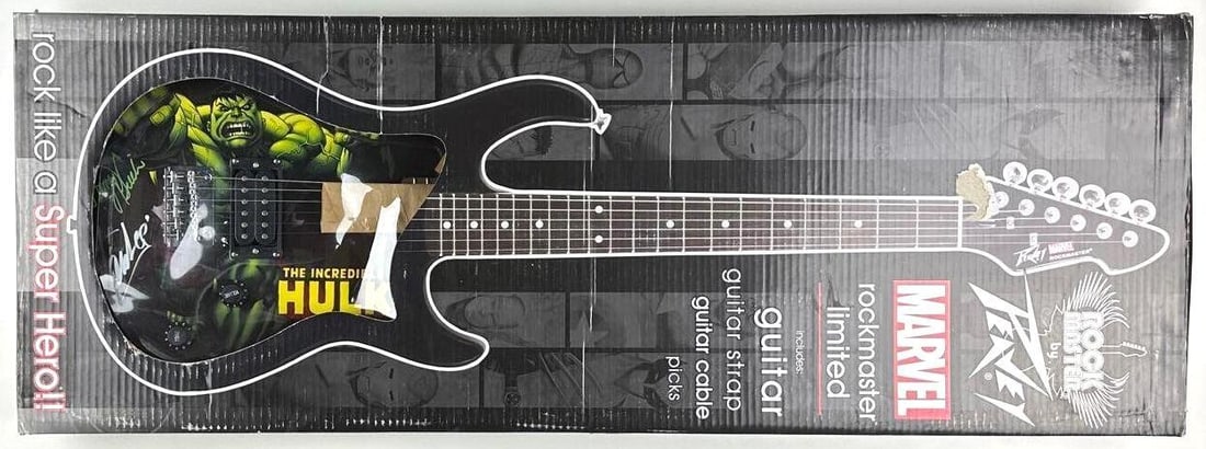 Marvel: Lou Ferrigno & Stan Lee Signed Hulk Custom Graphics Strat-Style Peavey Rockmaster Guitar - 3