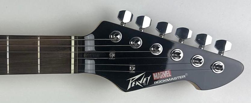 Marvel Avengers: Stan Lee Signed Hulk Custom Graphics Peavey Rockmaster Guitar - 3