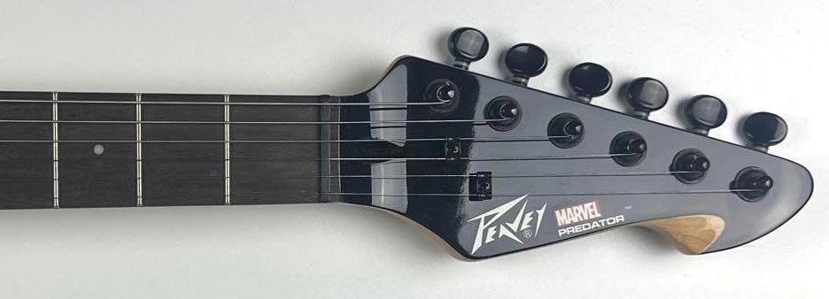 Marvel Avengers: Stan Lee & Chris Hemsworth Signed Thor Peavey Predator Guitar (Official Pix) - 3