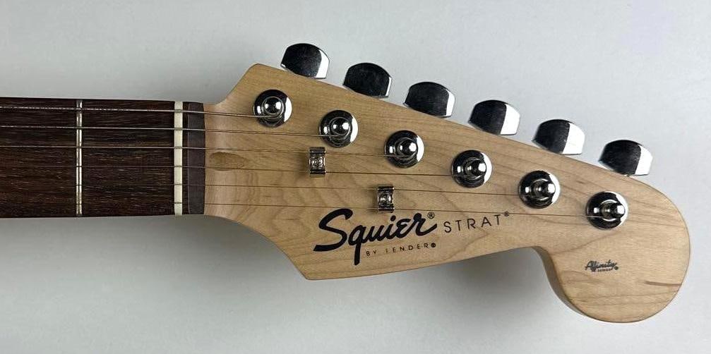 Eric Clapton Signed Fender Squier Stratocaster-Style Guitar (PSA/DNA Authentication) - 4