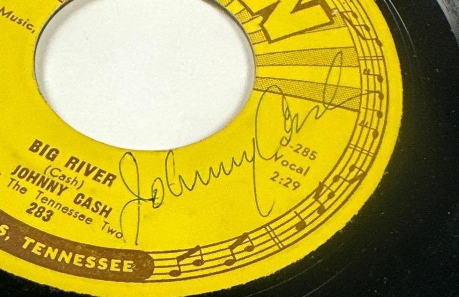 Johnny Cash Vintage Signed "Big River" Sun Records 45 Framed Display (PSA/DNA) - 3
