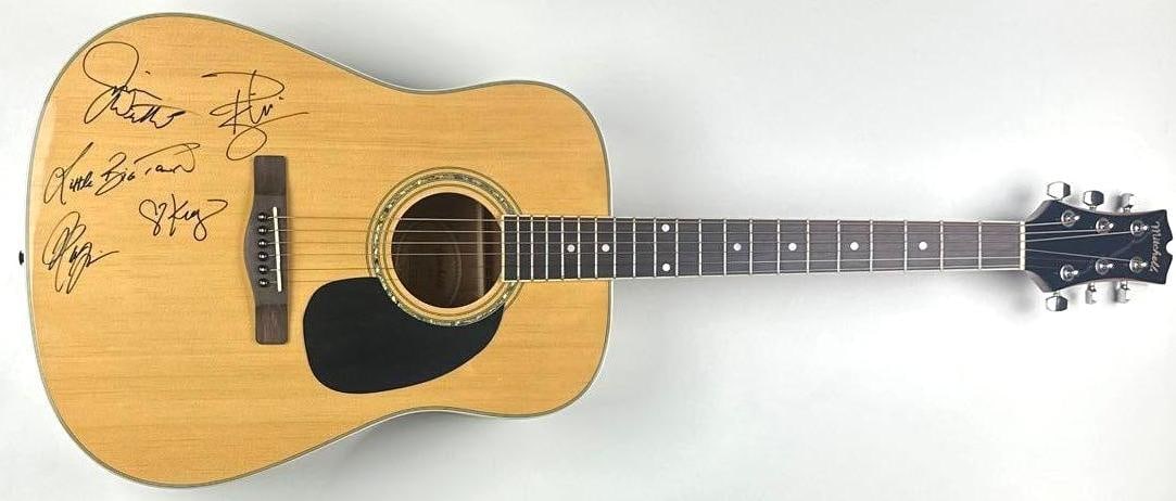 Little Big Town Fully Group Signed Acoustic Guitar (4 Sigs) (Third Party Guaranteed) - 2