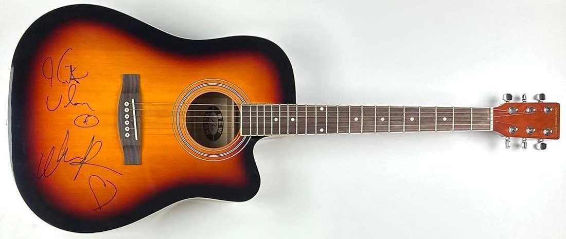 Keith Urban & Nicole Kidman Signed Acoustic Guitar (2 Sigs) (Walls of Sound) - 2