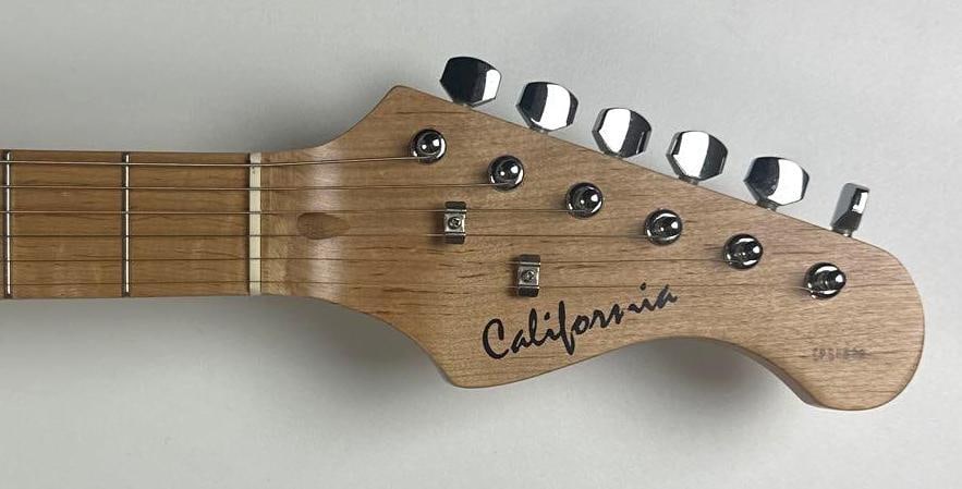 Carrie Underwood Signed Stratocaster-Style Guitar (Third Party Guaranteed) - 3