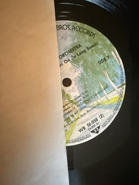ELO Fully Group Signed "The Night the Light Went on in Long Beach" LP Album (7 Sigs) (Epperson) - 9