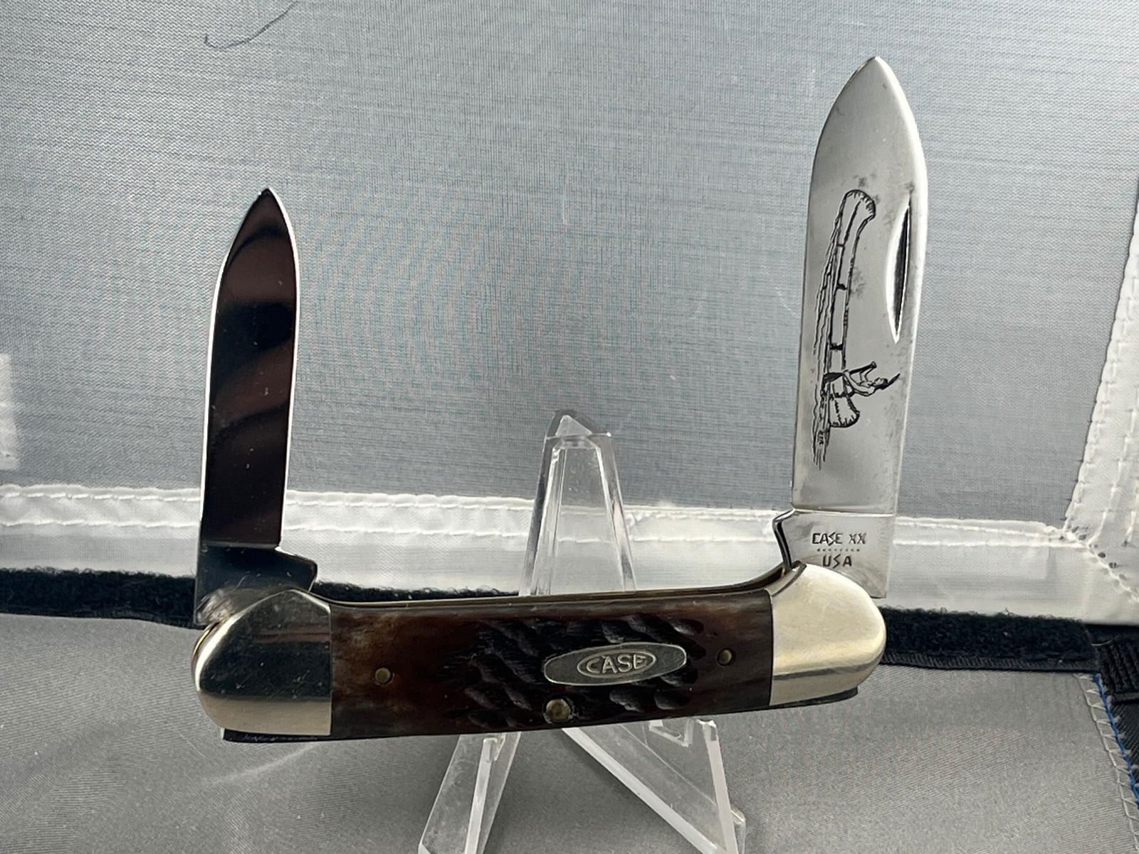 Case XX 2 Blade Canoe Pocket Knife, 62131: This knife is primarily in unused condition. If a box is pictured, it comes with that box pictured. Please check all pics. Most of these blades have factory edges.Â 