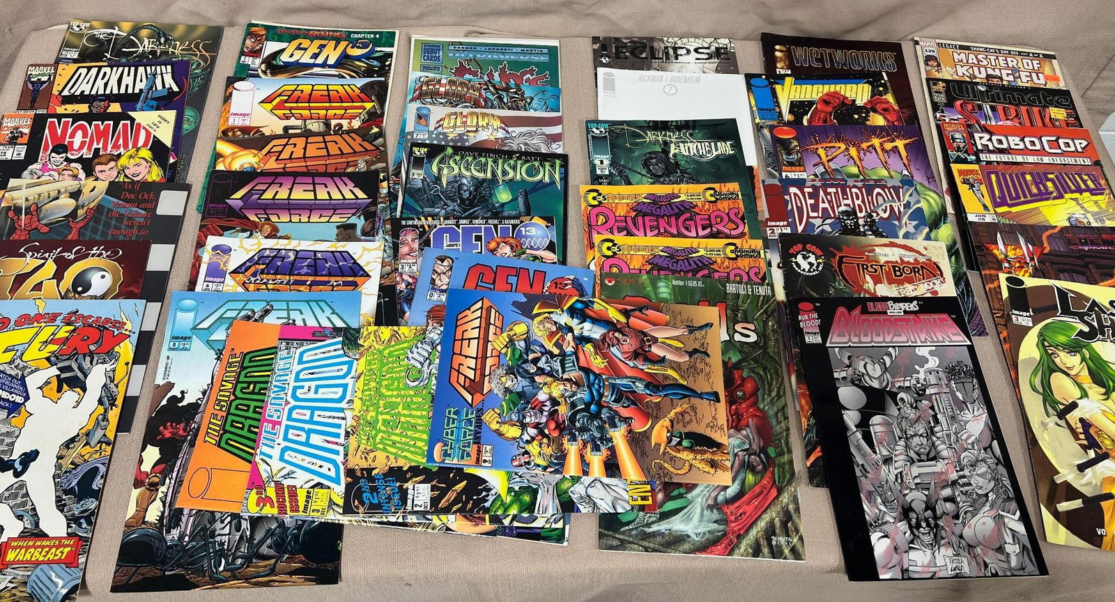 40 Asst. Comic Books, see pics for comics included (1 of 20)