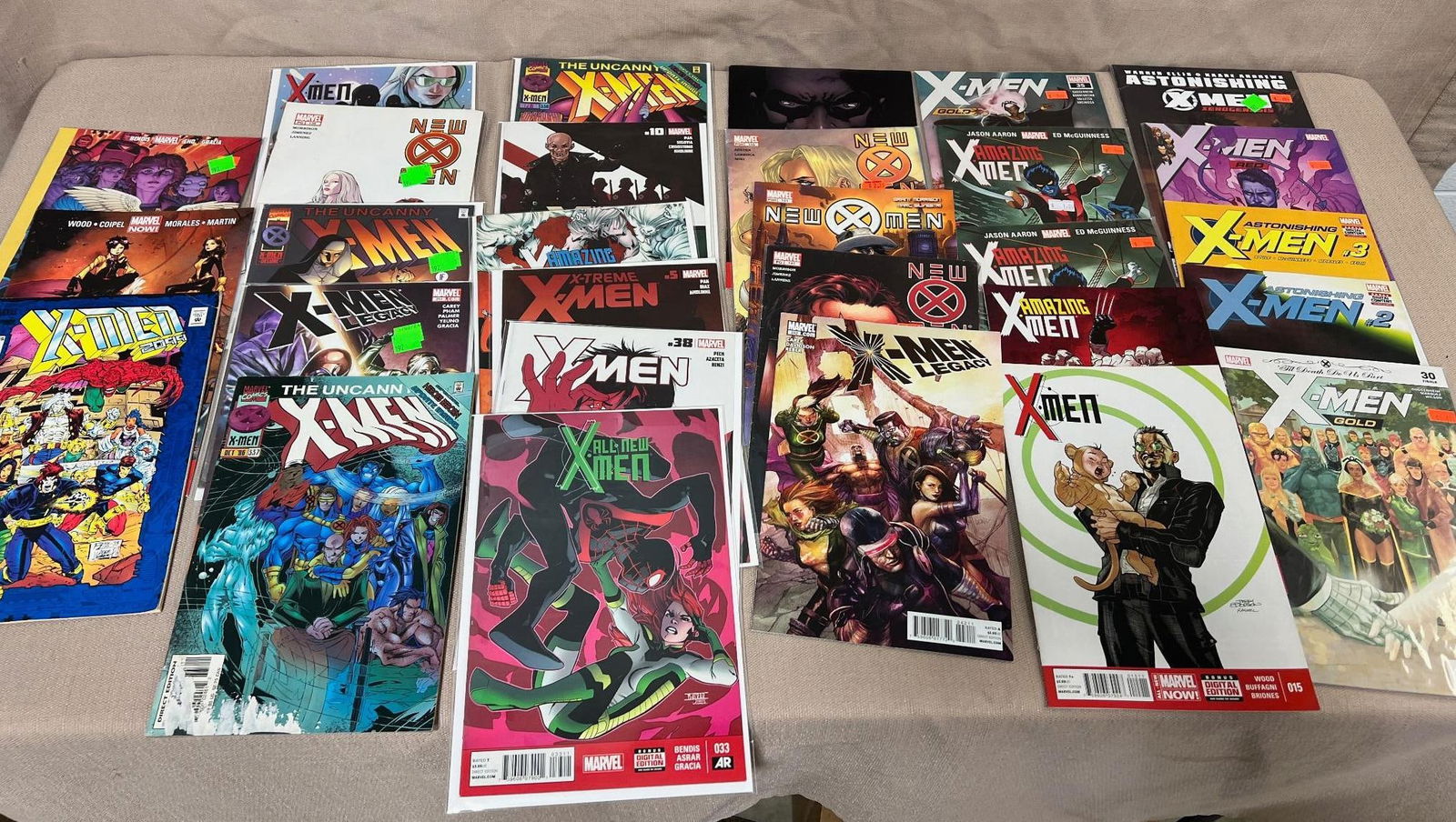 25+ X-Men Related Comics Books (1 of 20)