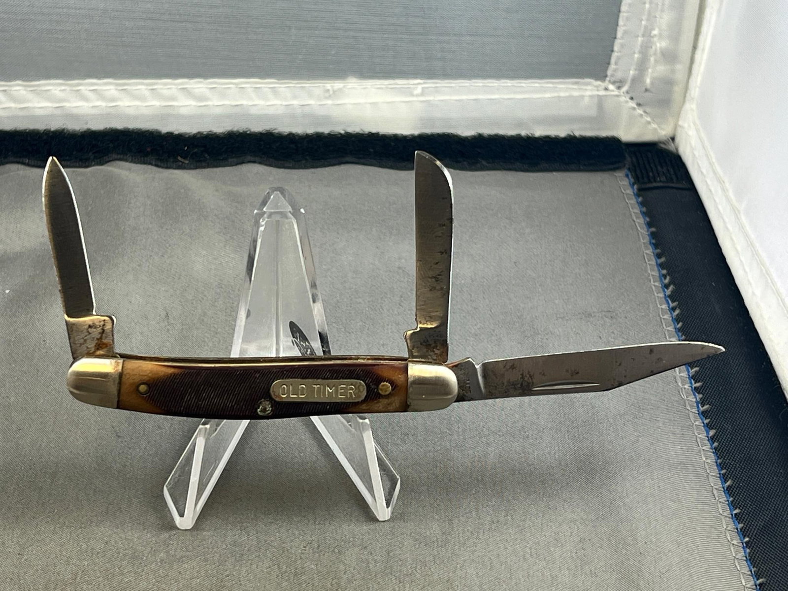 Schrade 108OT 3 blade folding pocket knife (1 of 8)