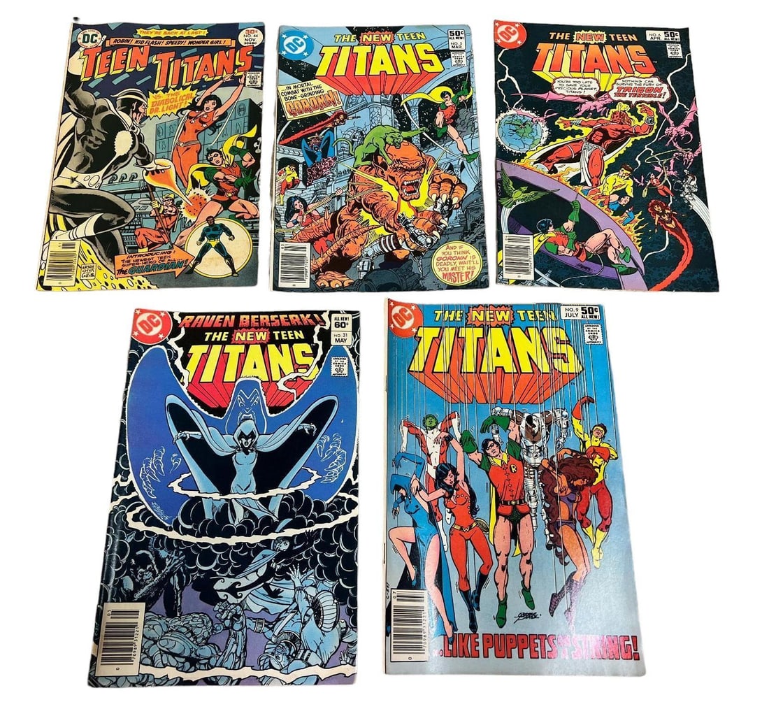 Teen Titans comic lot, Teen Titans no. 44 and 4- New Teen Titans nos. 5, 6, 9, 31 (1 of 18)
