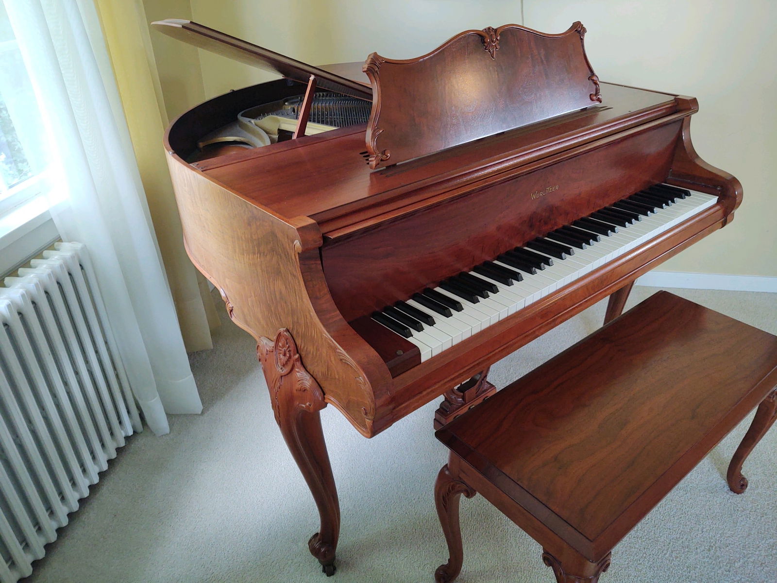 RARE WURLITZER BABY BUTTERFLY 73 KEY BABY GRAND PIANO # 943 WITH BENCH, APPROX 48 X 48 INCHES (1 of 9)