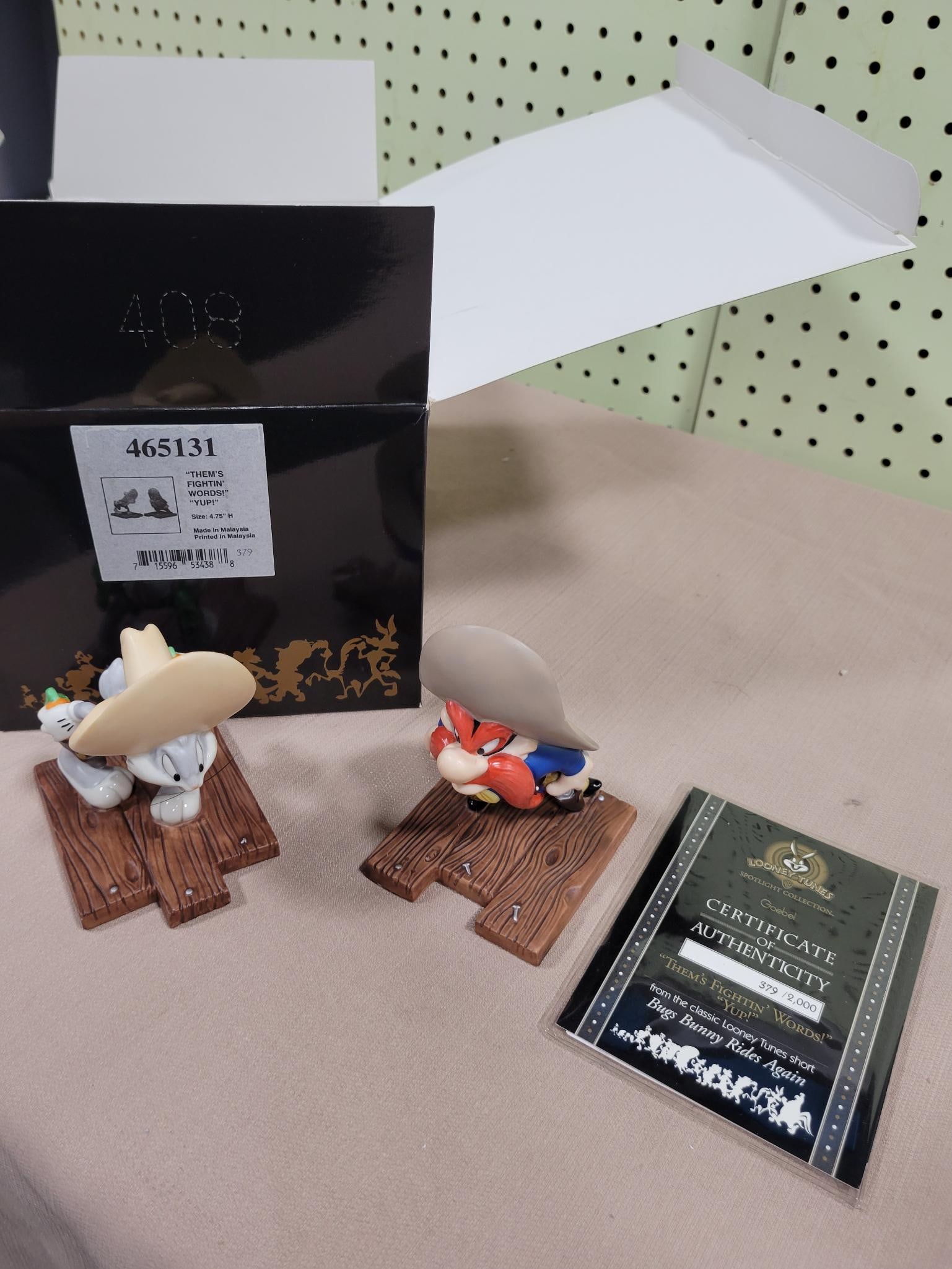 Goebel Looney Tunes Spotlight Collection "Them's Fightin' Words!" Yup": .