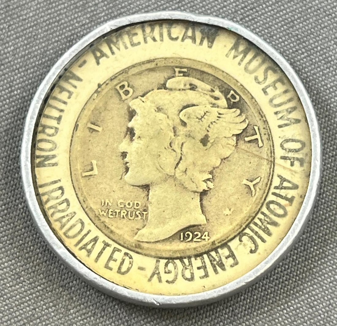 AMERICAN MUSEUM OF ATOMIC ENERGY NEUTRON IRRADIATED ENCASED MERCRY DIME (1 of 1)