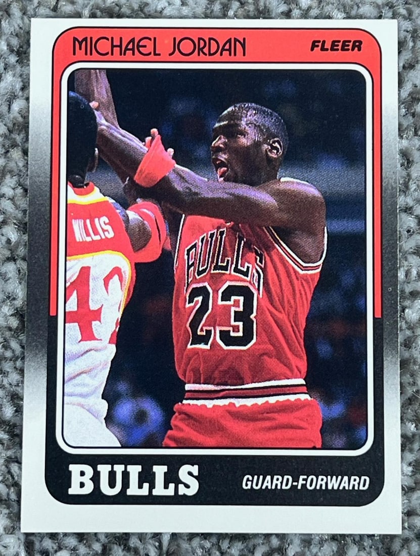 Michael Jordan 1988 - 89 3rd yr card Fleer crisp gradable: .