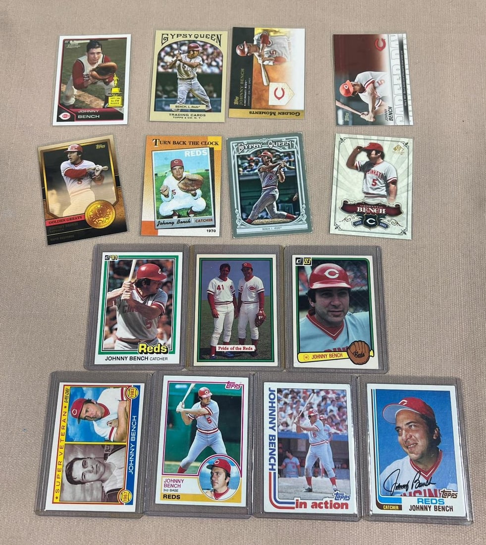 Johnny Bench lot of 15 w/ vintage Reds baseball (1 of 7)