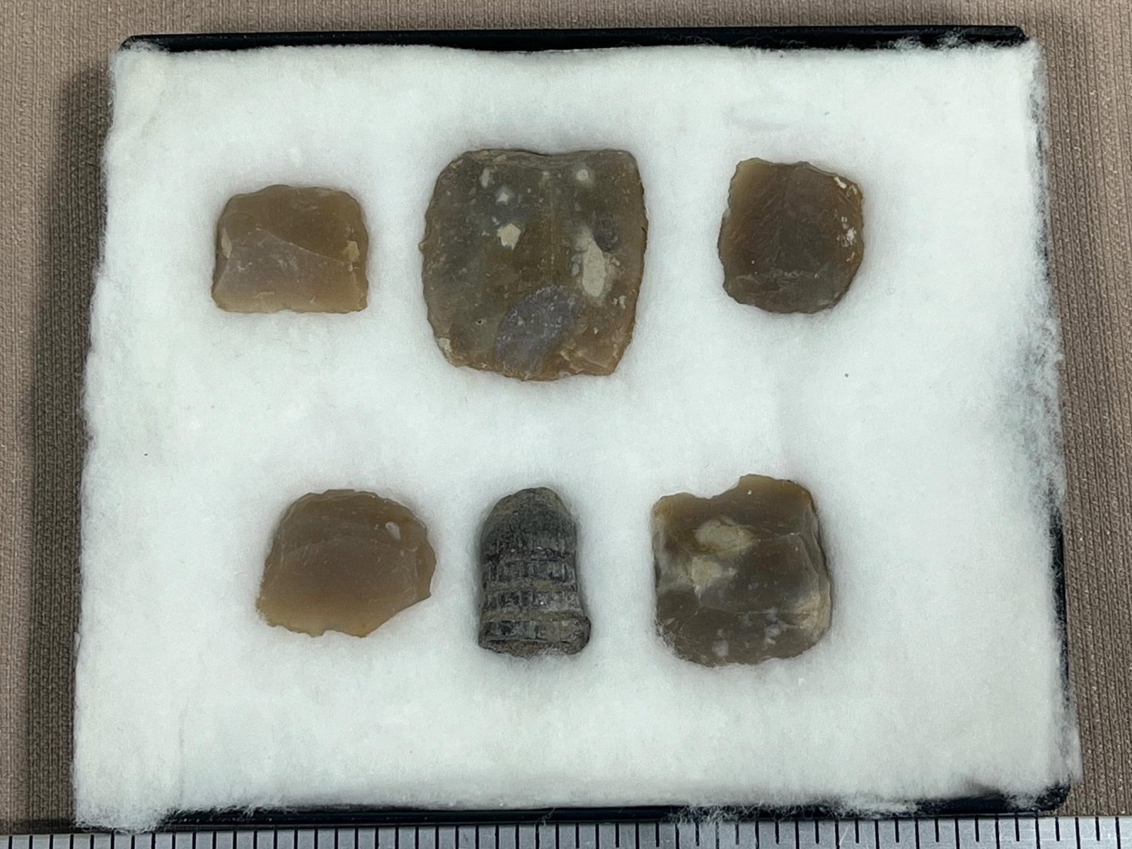 Arrowheads Artifacts Frame 5 gun Flints and Civil War bullet: .