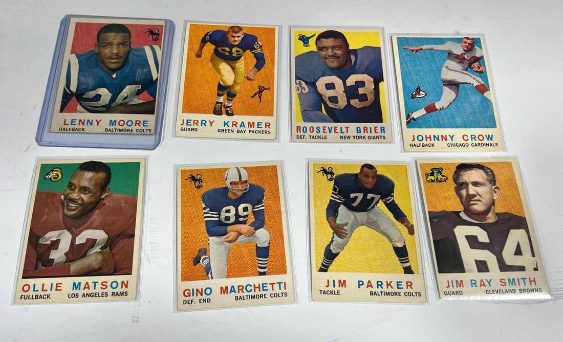 1959 Topps Football lot of 8 w/ Lenny Moore, Johnny Crow and more (1 of 2)