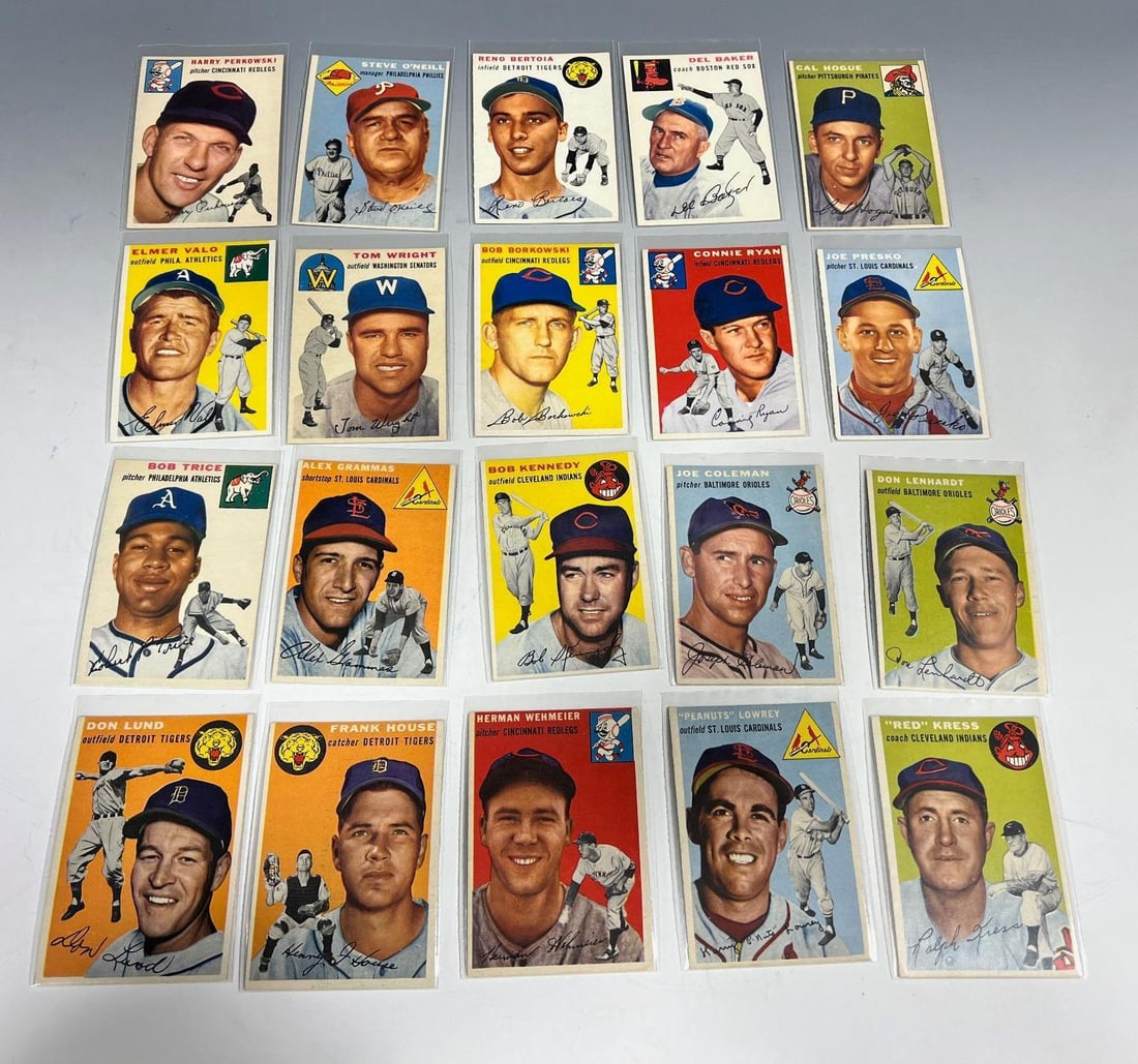 1954 Topps Baseball lot of 20 all numbers between 125 & 167: Includes nos. 160, 157, 135, 134, 133, 136, 156, 158, 162, 155, 138, 131, 127, 140, 151, 163, 167, 148, 145, and 125 Please see all photos to see which cards are included. We took nearly 5000 pictures