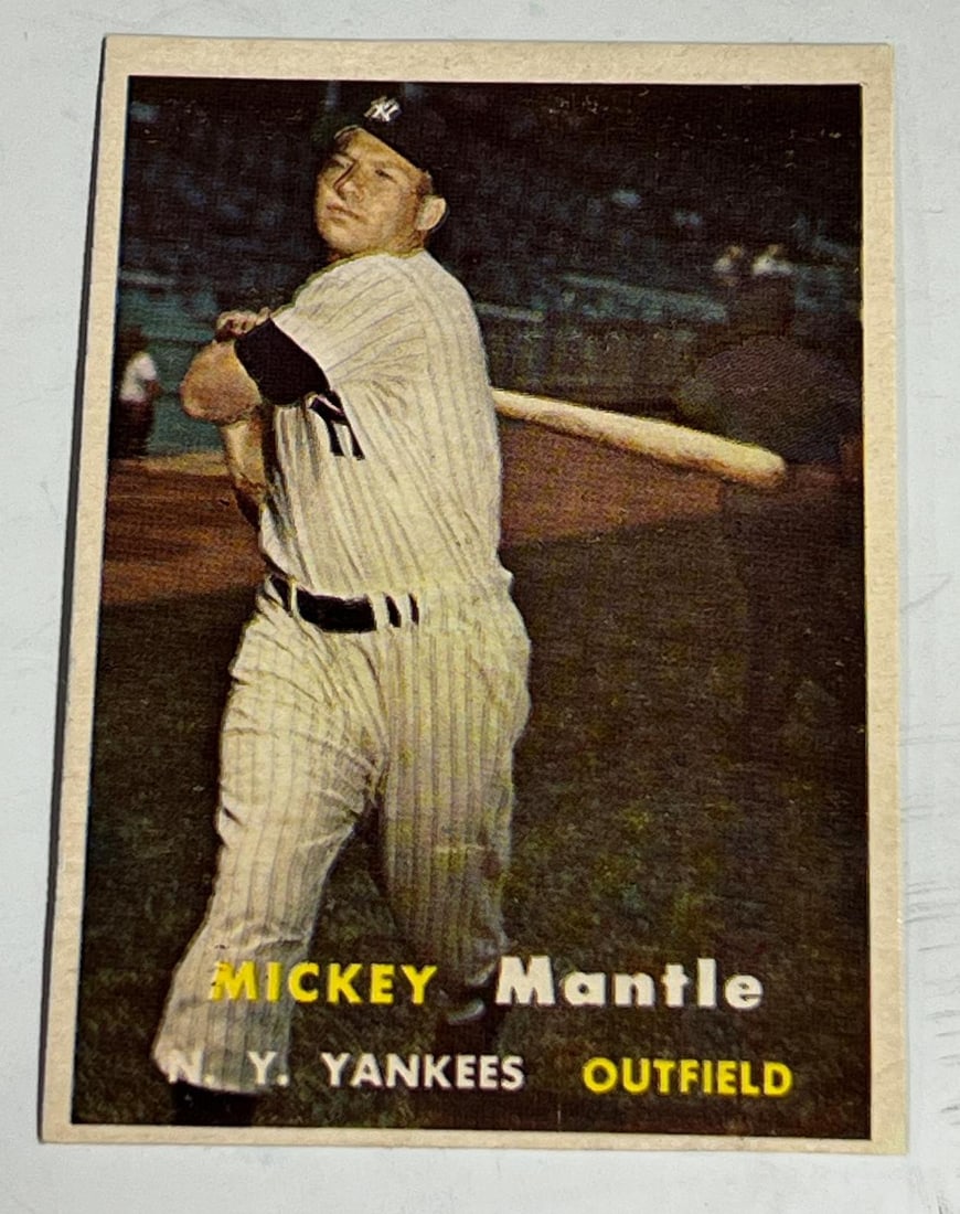 1957 Topps Mickey Mantle #95 Baseball Card (1 of 2)