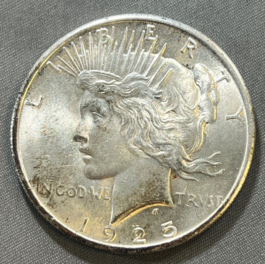 1925 Peace Silver Dollar 90% Silver (1 of 2)