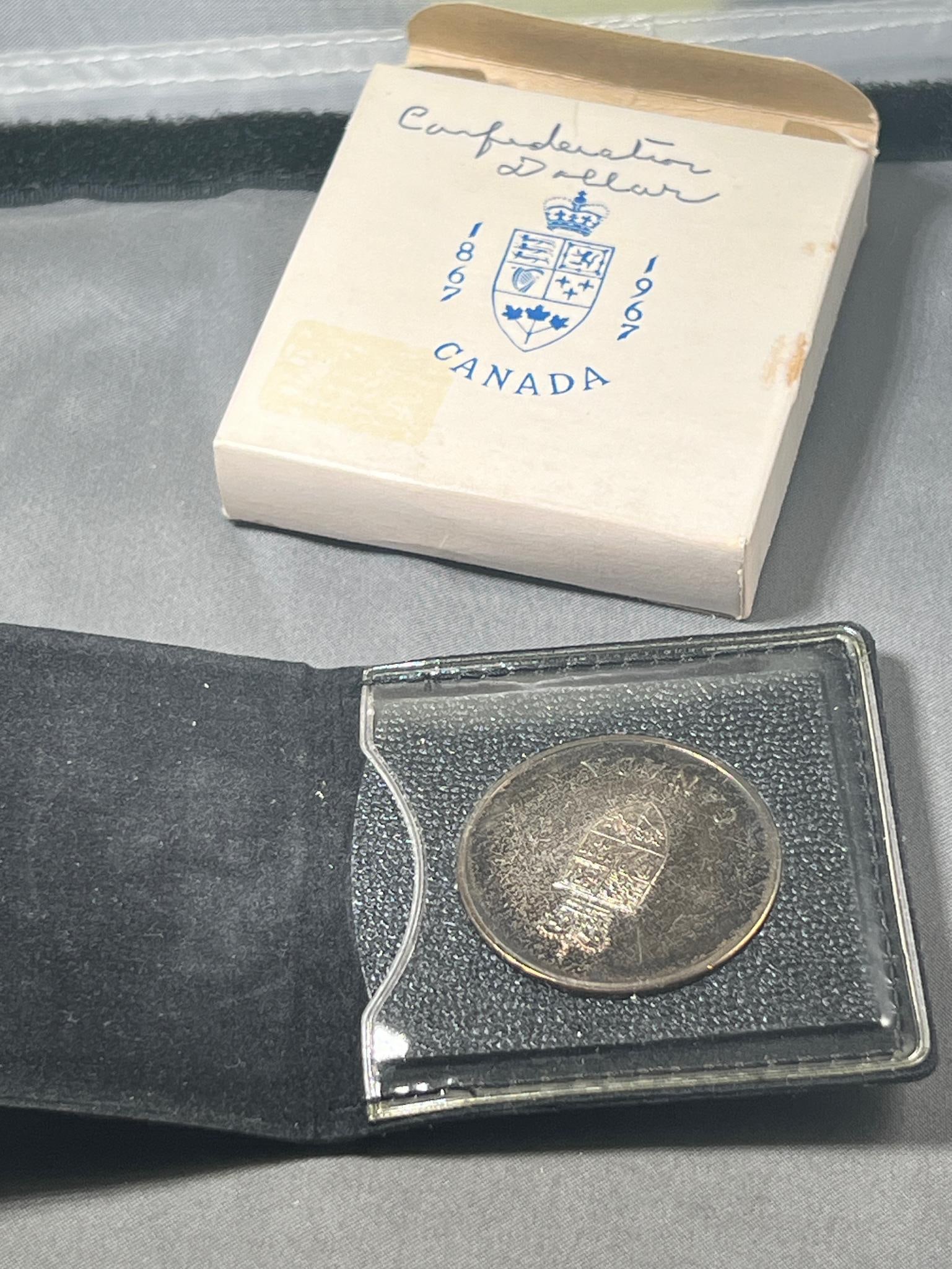 1967 Canada Silver One Dollar coin (1 of 2)