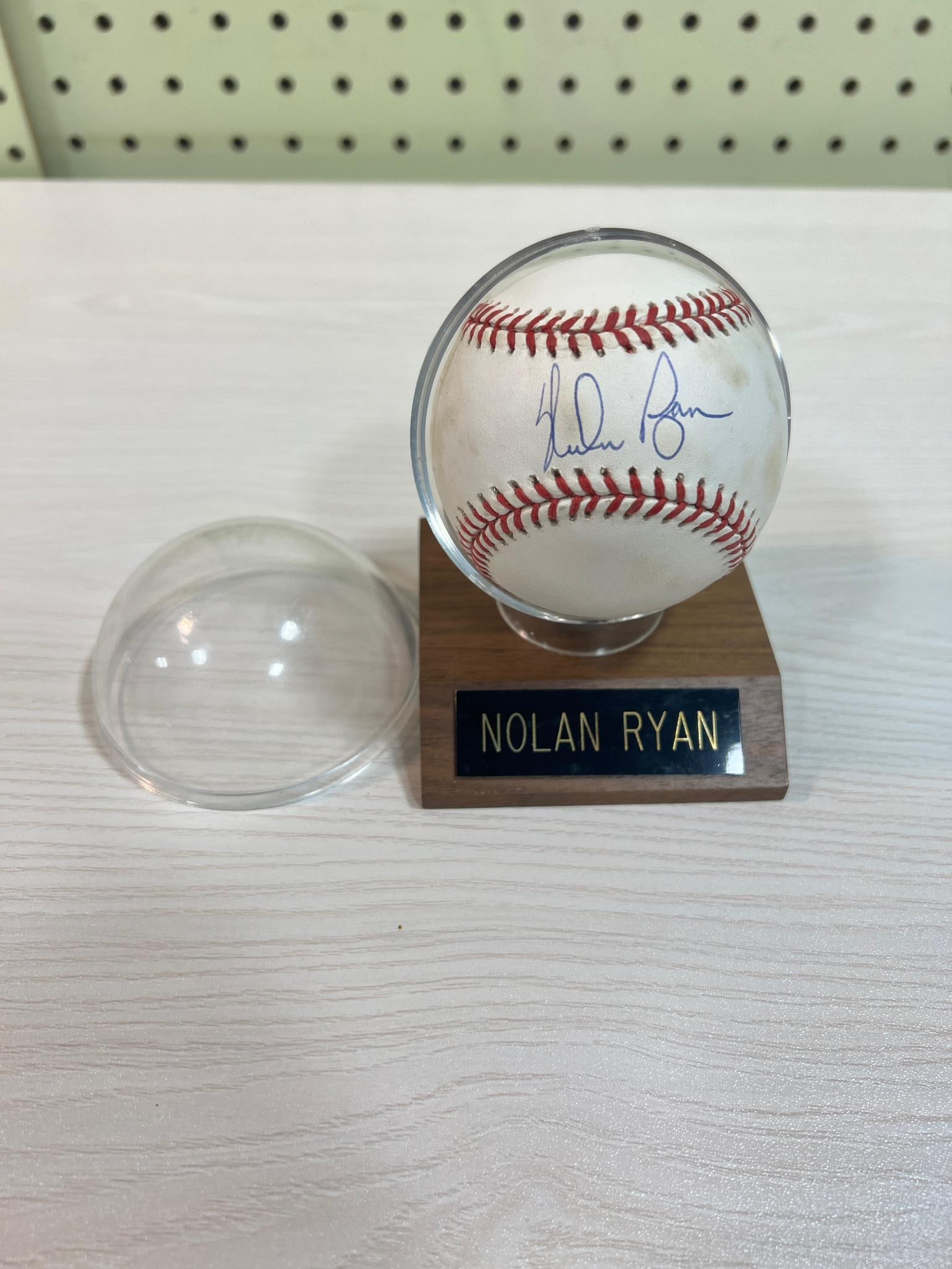 Nolan Ryan Autographed Baseball no COA, see note below (1 of 3)