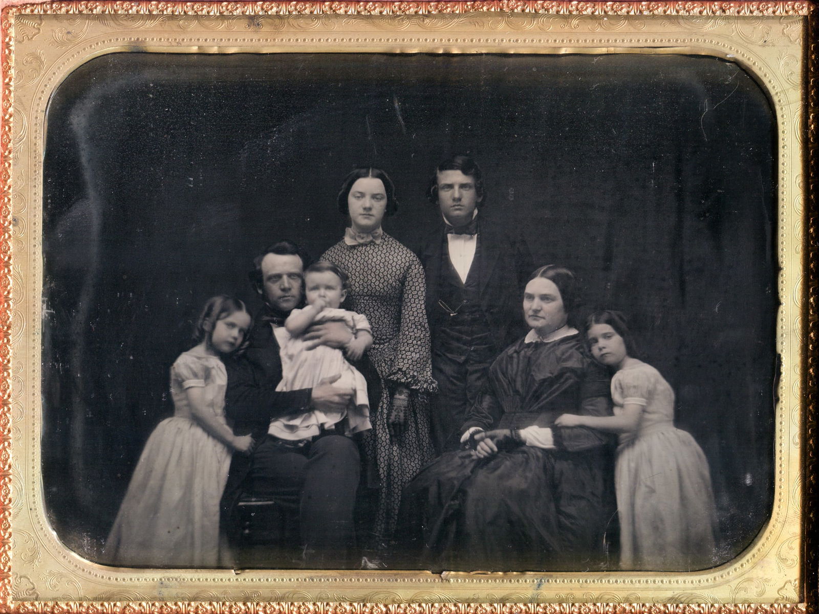 Full Plate Daguerreotype of a Large Family (1 of 1)