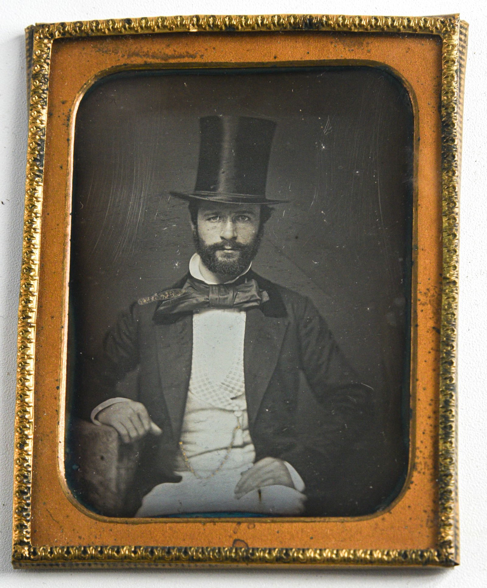 Quarter Plate Daguerreotype of a Gentleman in Top Hat (1 of 1)