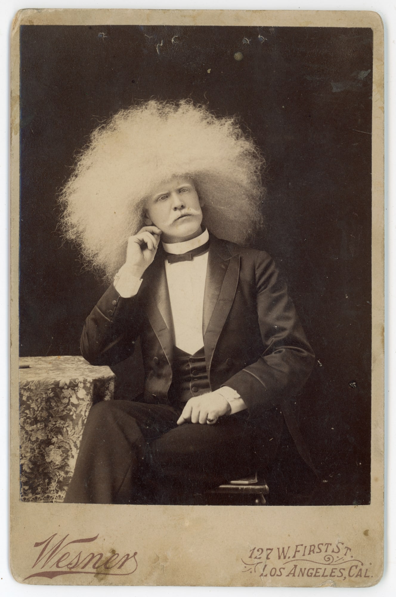 Cabinet Card Unzie the Albino Aboriginal Performer (1 of 1)
