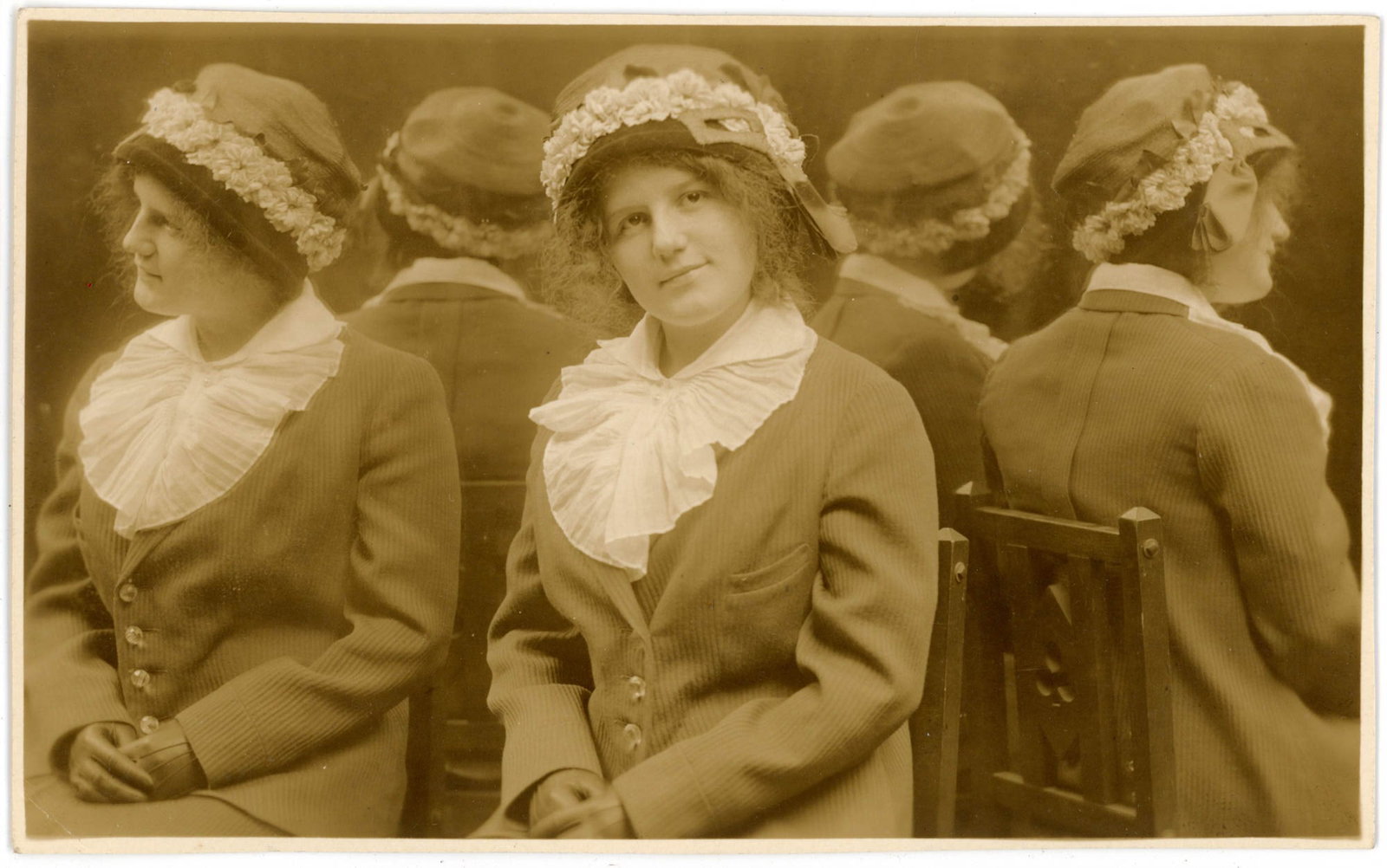 RPPC, Five-Pose Multigraph Portrait, Albert Studio, Atlantic City (1 of 2)